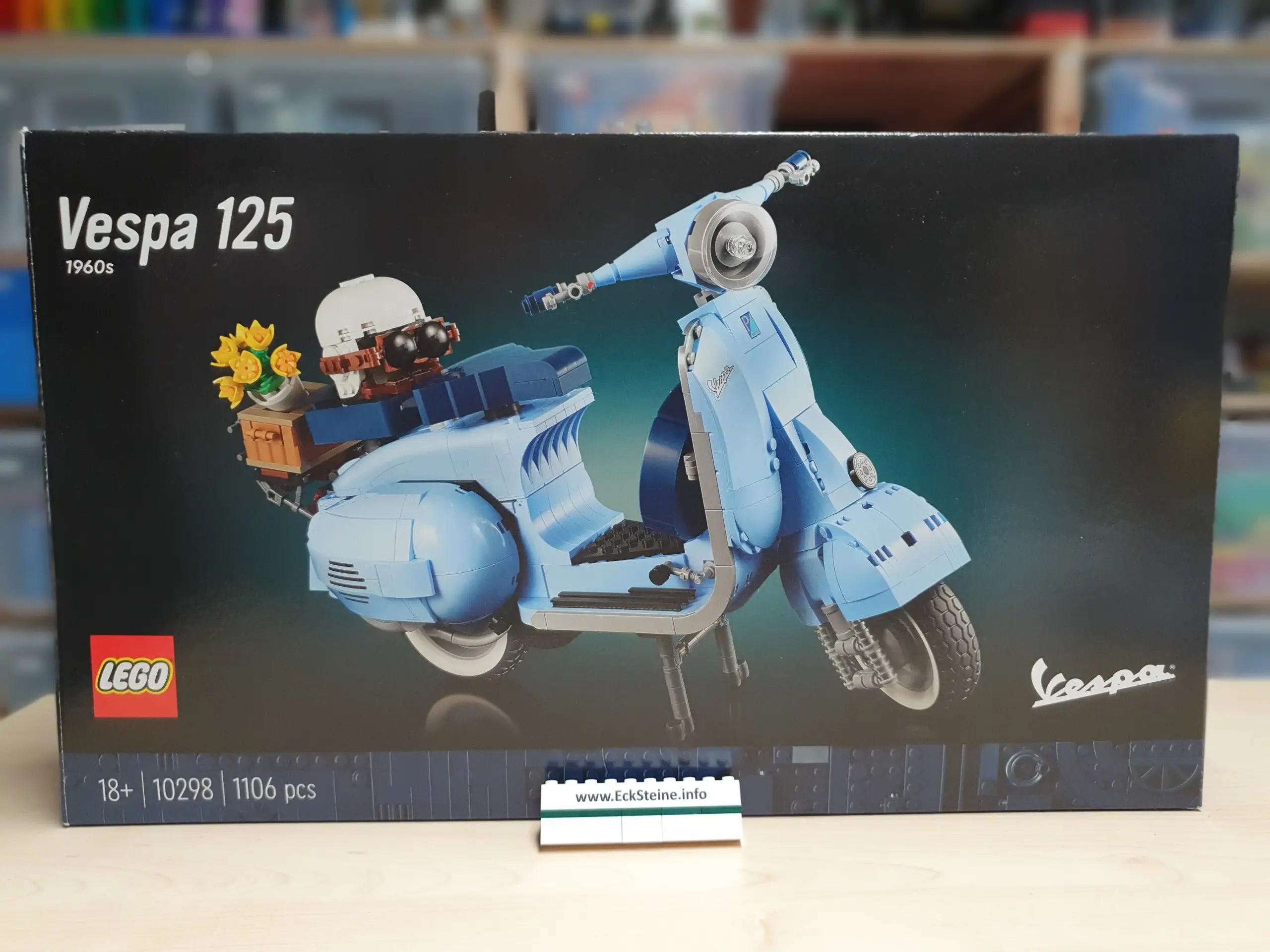 EckSteine Produktbild vom Set Vespa 125 der Marke LEGO mit der Setnummer 10298 aus der Kategorie ICONS - CREATOR EXPERT.