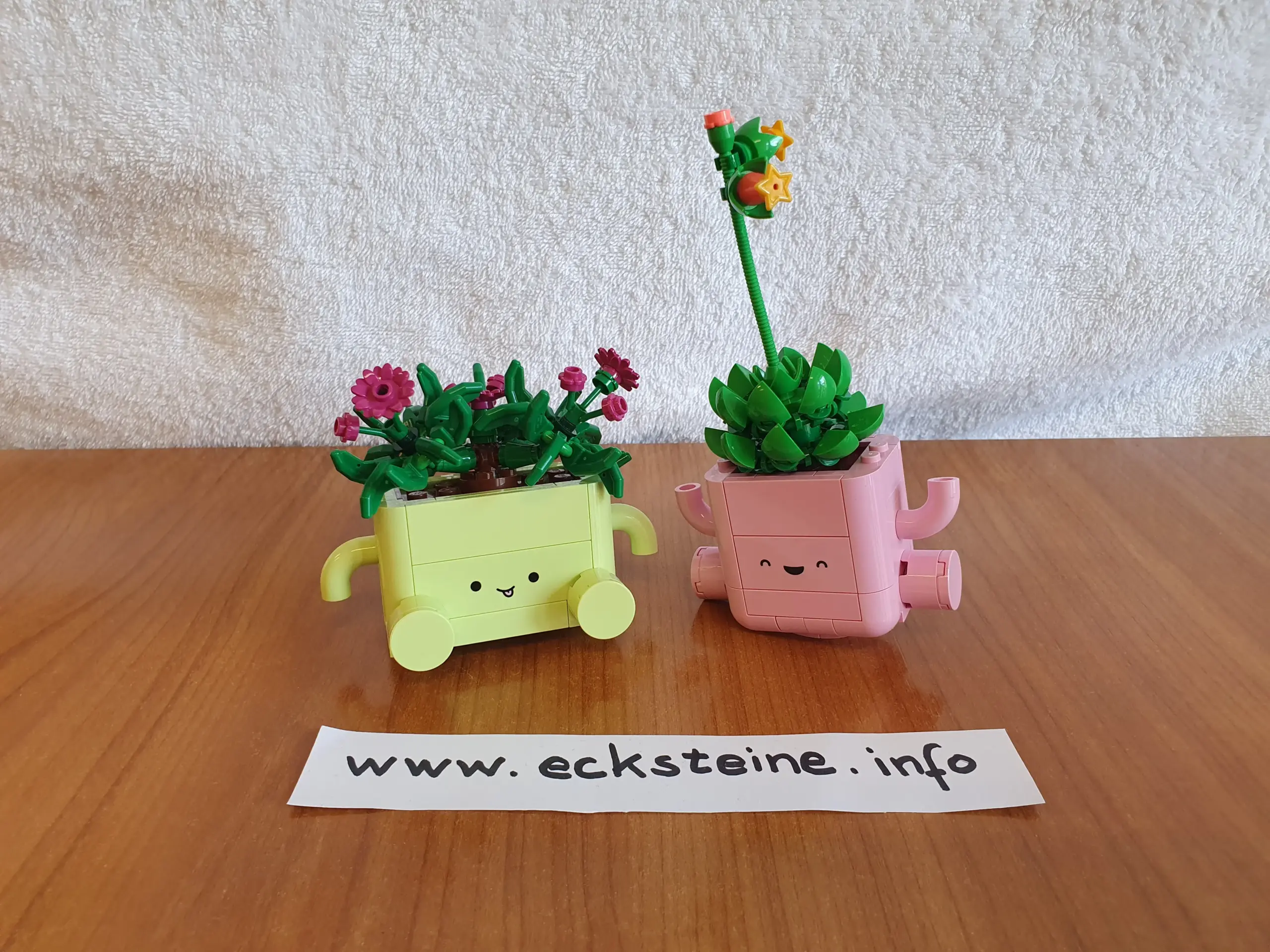 EckSteine Produktbild vom Set Schaukelnde Pflanzen der Marke LEGO mit der Setnummer 11506 aus der Kategorie ART - KUNST - DEKO.