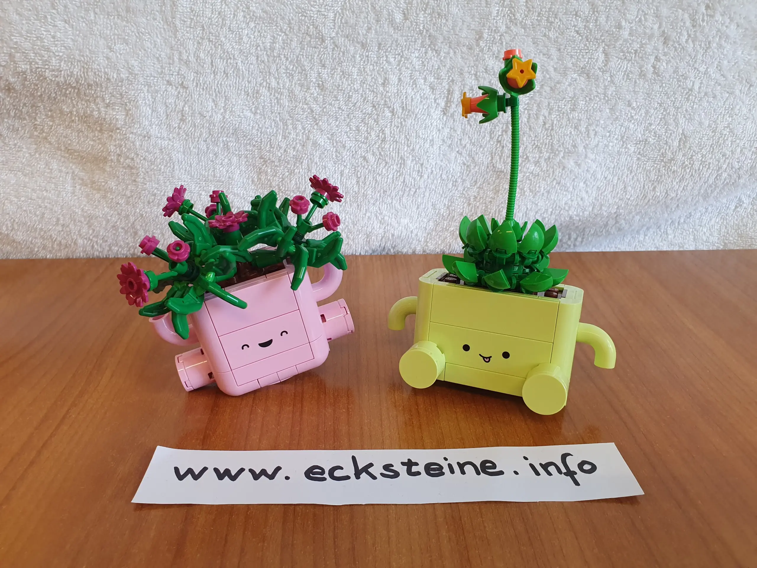 EckSteine Produktbild vom Set Schaukelnde Pflanzen der Marke LEGO mit der Setnummer 11506 aus der Kategorie ART - KUNST - DEKO.