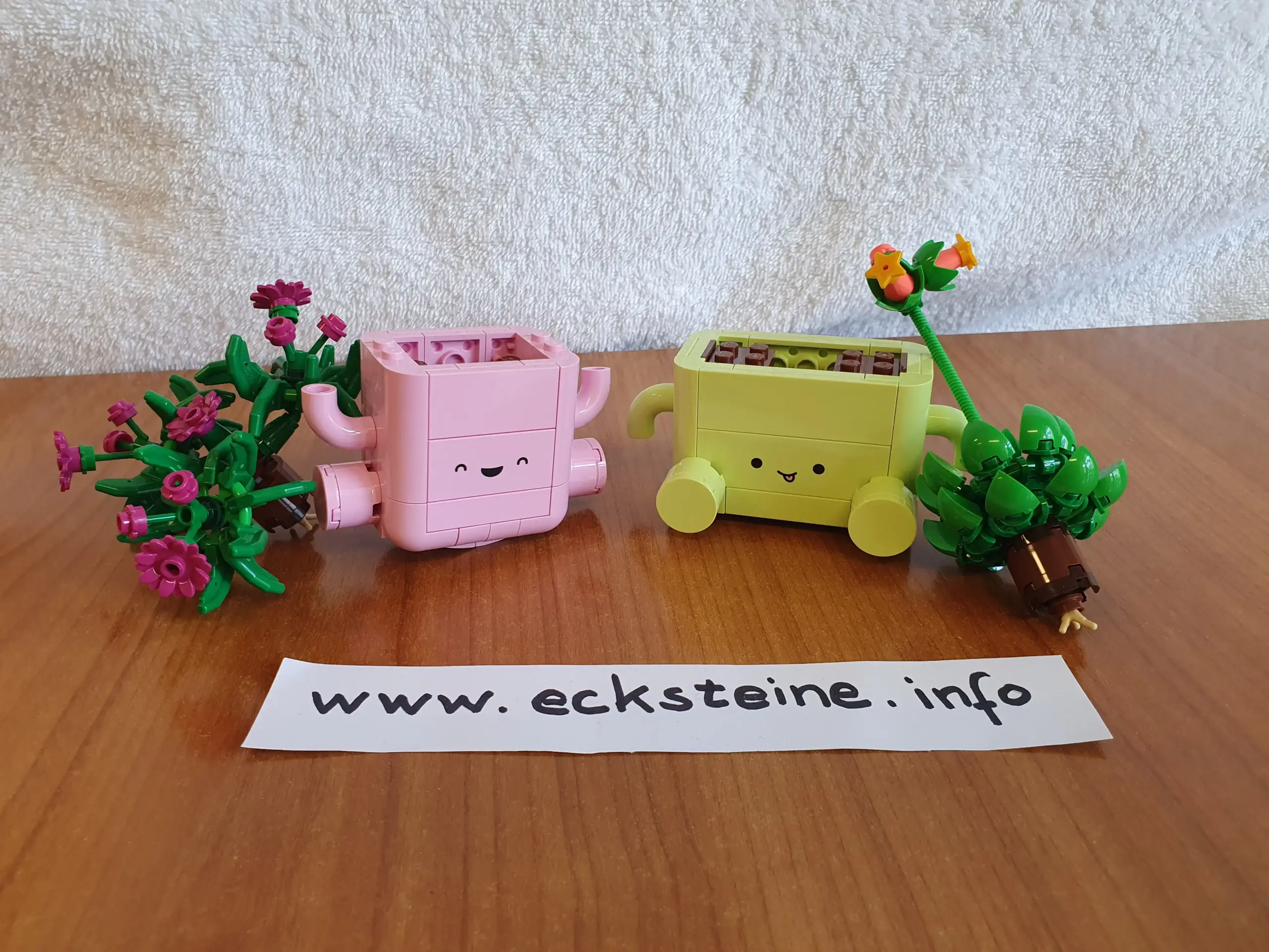 EckSteine Produktbild vom Set Schaukelnde Pflanzen der Marke LEGO mit der Setnummer 11506 aus der Kategorie ART - KUNST - DEKO.