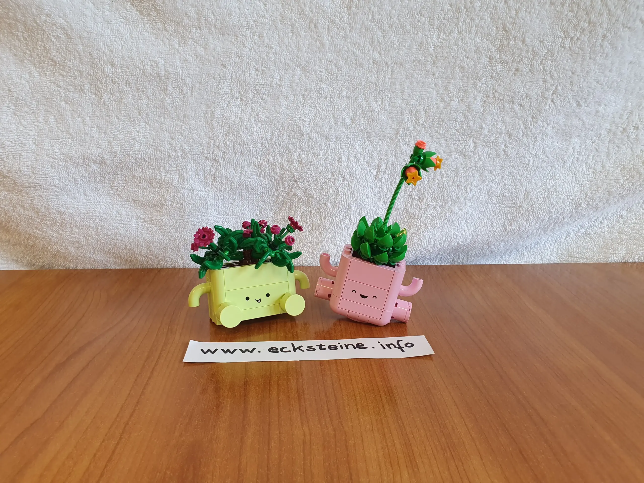 EckSteine Produktbild vom Set Schaukelnde Pflanzen der Marke LEGO mit der Setnummer 11506 aus der Kategorie ART - KUNST - DEKO.