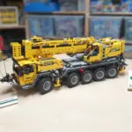 EckSteine Produktbild vom Set Mobiler Schwerlastkran der Marke LEGO mit der Setnummer 42009 aus der Kategorie TECHNIC.