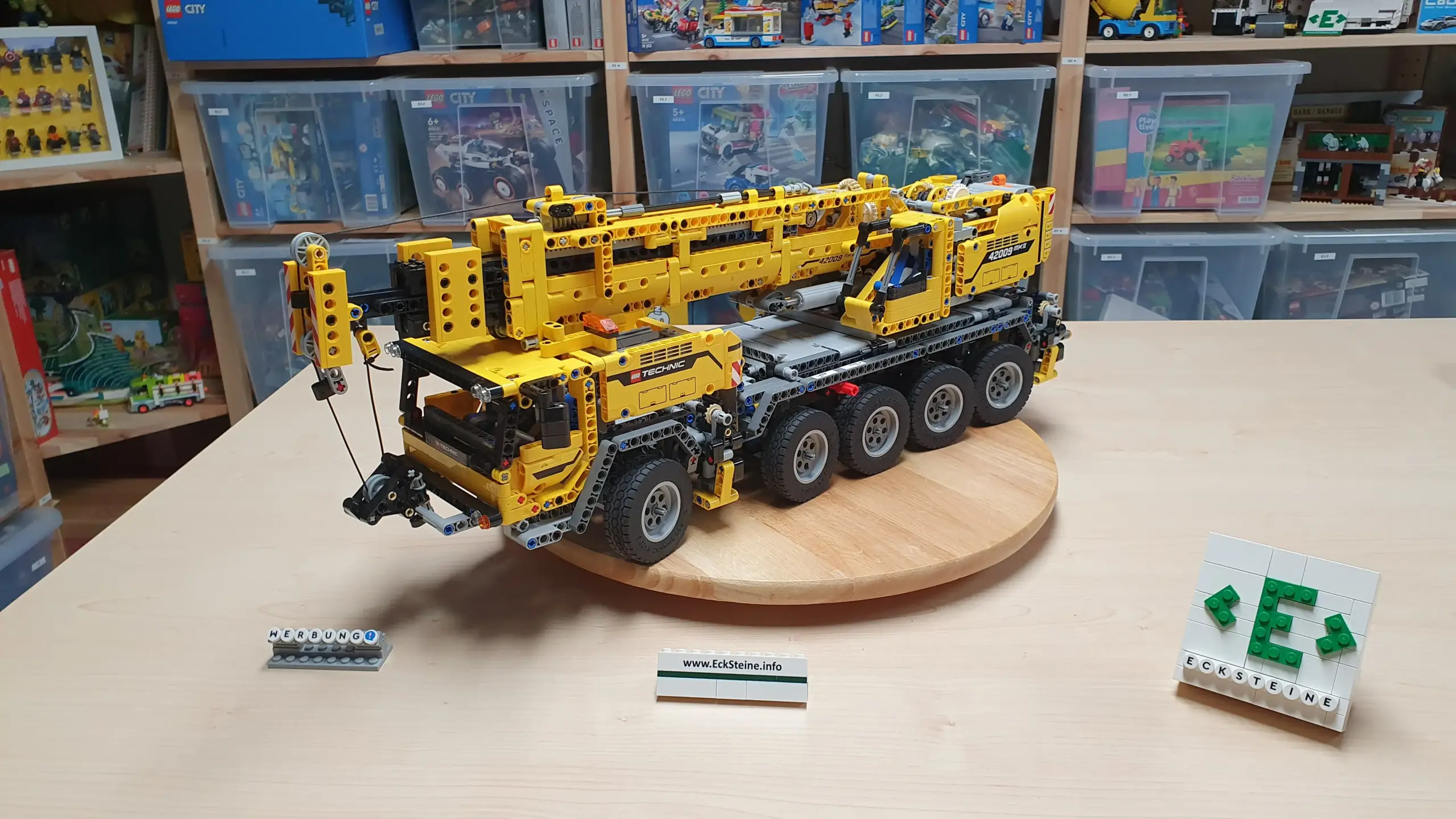 EckSteine Produktbild vom Set Mobiler Schwerlastkran der Marke LEGO mit der Setnummer 42009 aus der Kategorie TECHNIC.