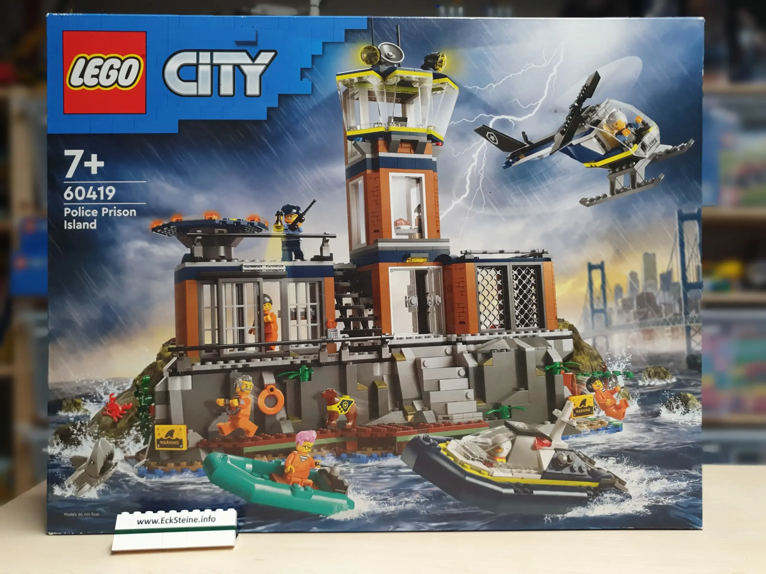 EckSteine Produktbild vom Set Polizeistation auf der Gefängnisinsel der Marke LEGO mit der Setnummer 60419 aus der Kategorie CITY.