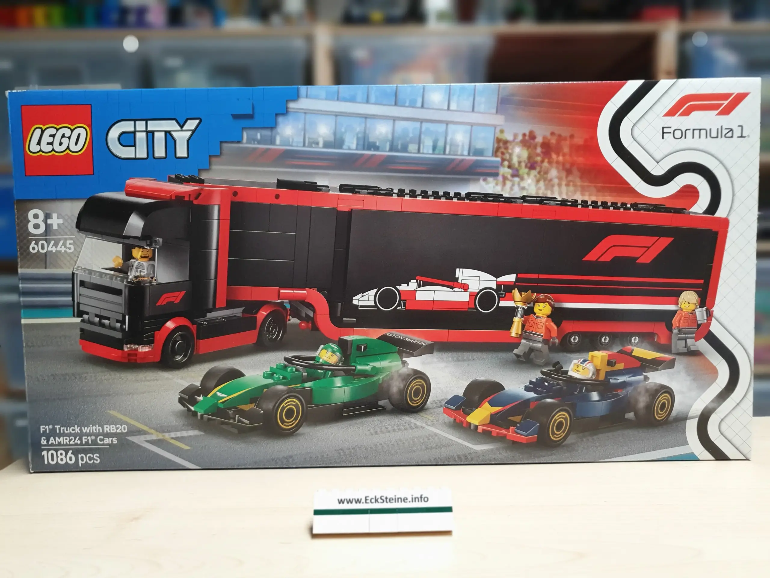 EckSteine Produktbild vom Set F1 Transporter mit RB20 & AMR24 F1 Rennautos der Marke LEGO mit der Setnummer 60445 aus der Kategorie CITY.